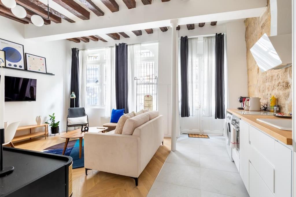 Typical Parisian Apart#quatier Latin#notre Dame# * Parijs